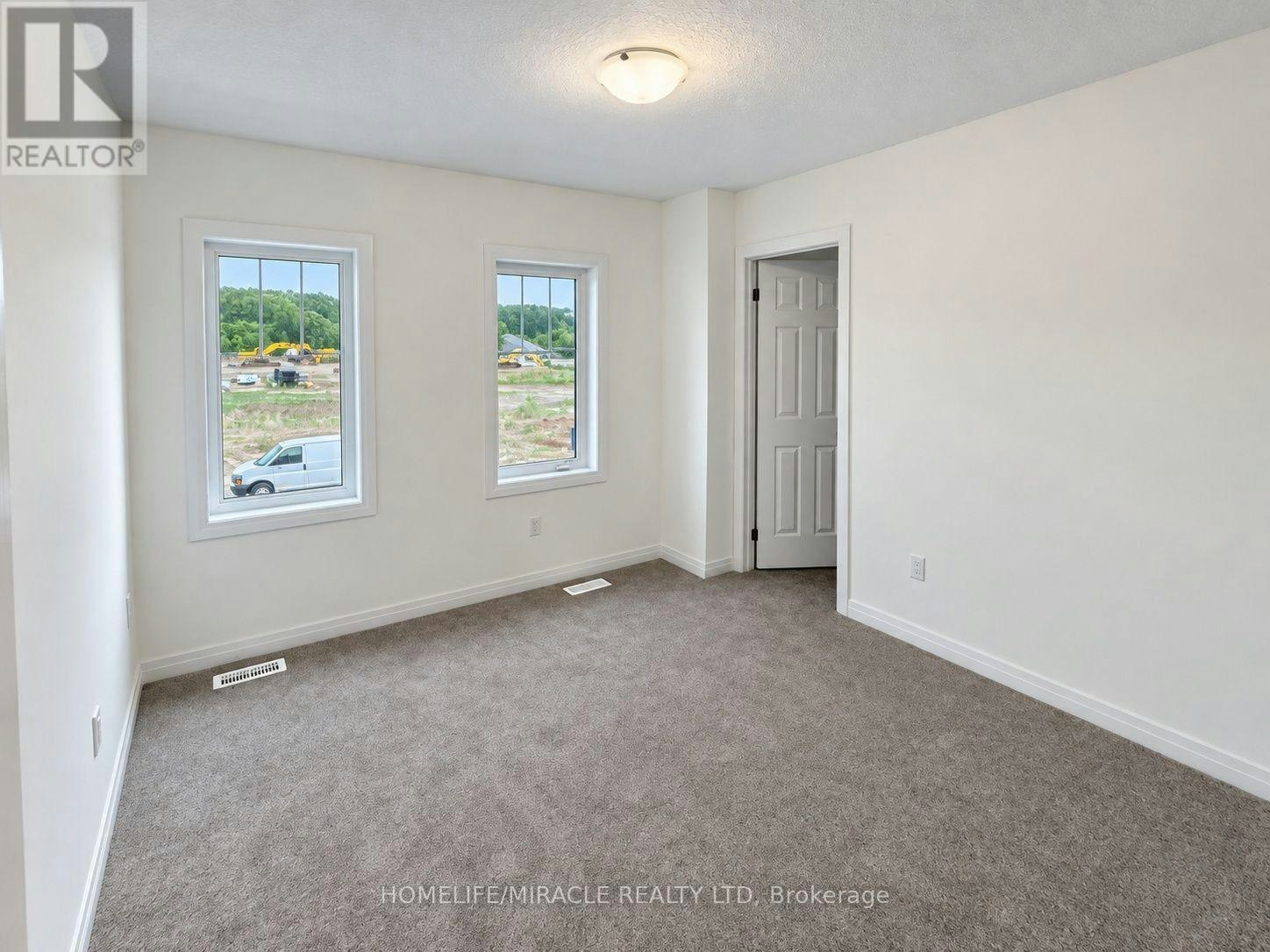 MAIN FLOOR-154 Westbridge Avenue, Welland, ON, L3B 0P4 - 11