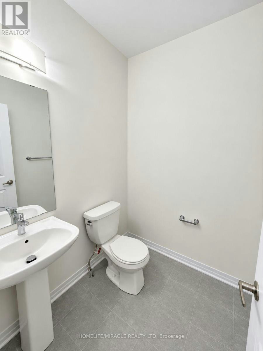 MAIN FLOOR-154 Westbridge Avenue, Welland, ON, L3B 0P4 - 6