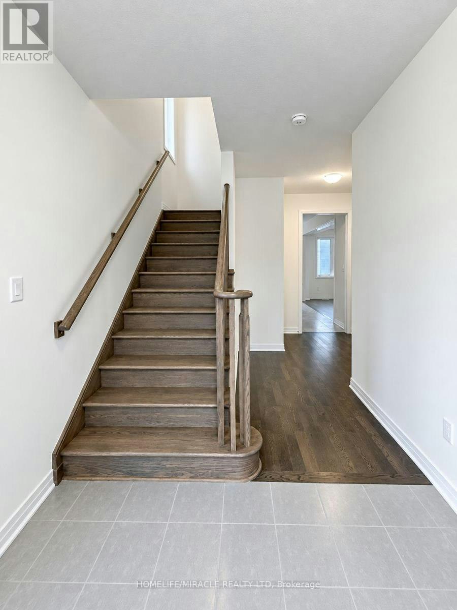 MAIN FLOOR-154 Westbridge Avenue, Welland, ON, L3B 0P4 - 5