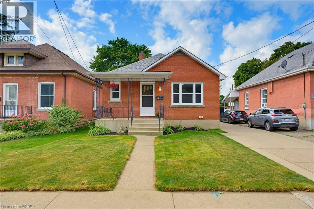 52 Burwell Street, Brantford, ON, N3T 4T7