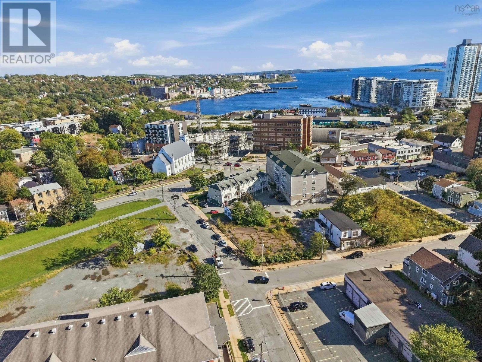 104-52 Irishtown Road, Dartmouth, NS, B2W 2W9