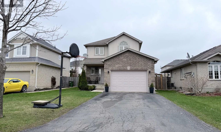 9 Barrett Crescent