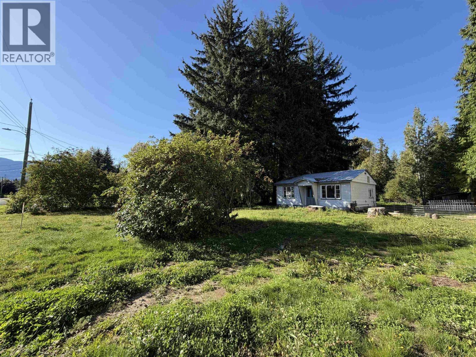5112 Medeek Avenue, Terrace, BC, V8G 1E1