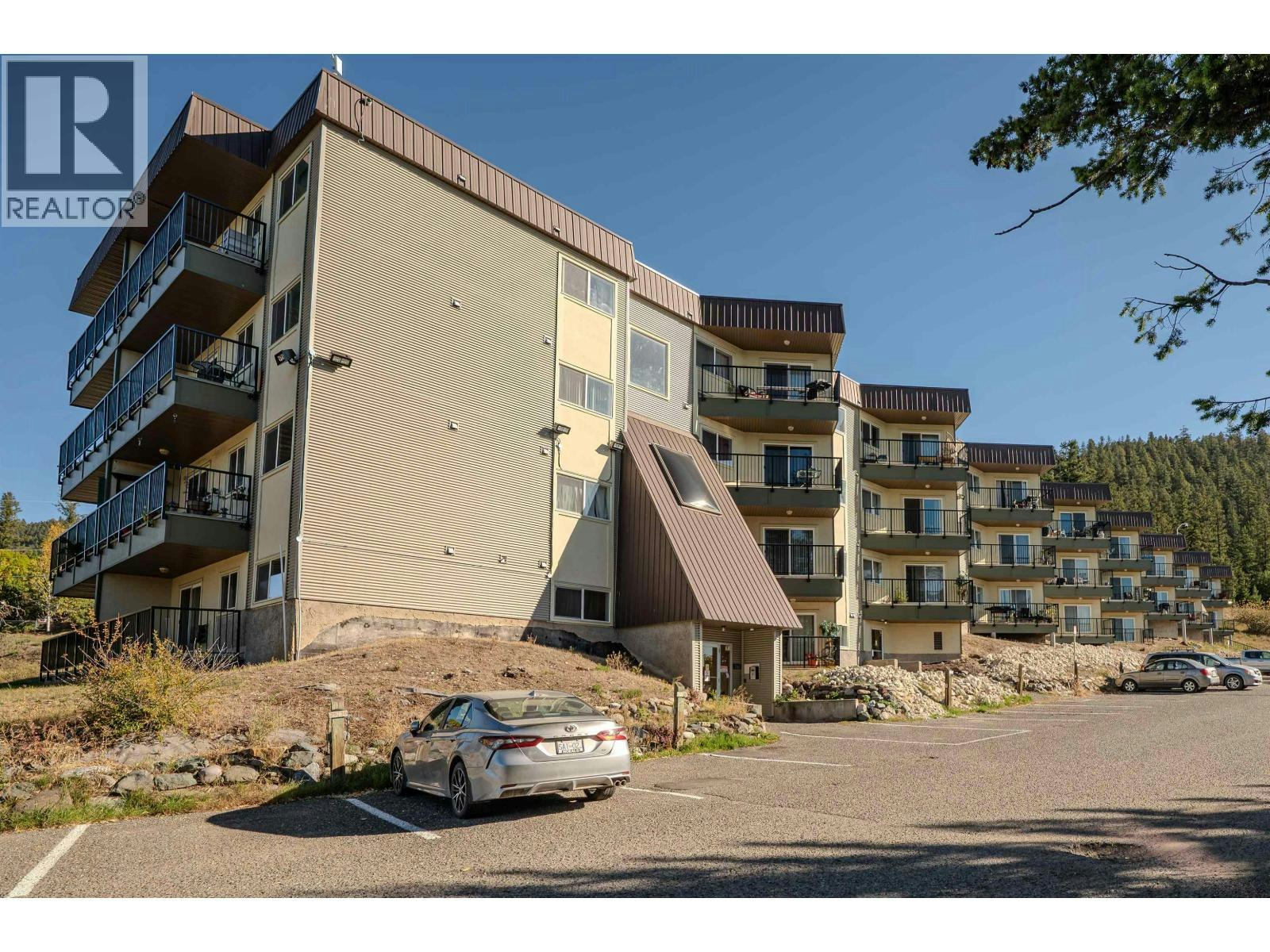 211-282 N Broadway Avenue, Williams Lake, BC, V2G 4J8