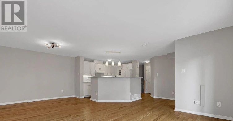 211-3275 St Joseph Boulevard, Ottawa, ON, K1E 3Y3 - 10