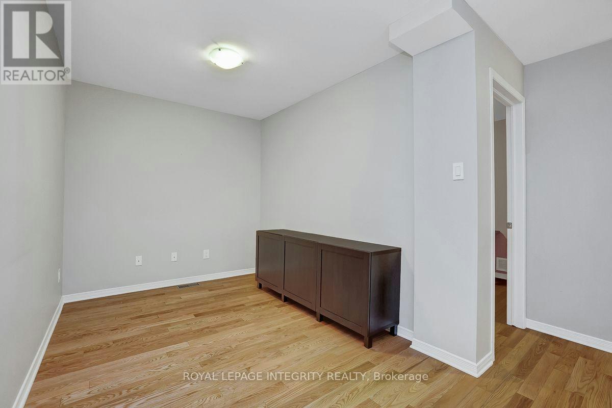 211-3275 St Joseph Boulevard, Ottawa, ON, K1E 3Y3 - 18