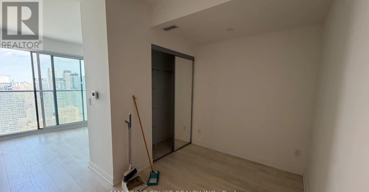 4704-501 Yonge Street, Toronto, ON, M4Y 1Y4 - 10