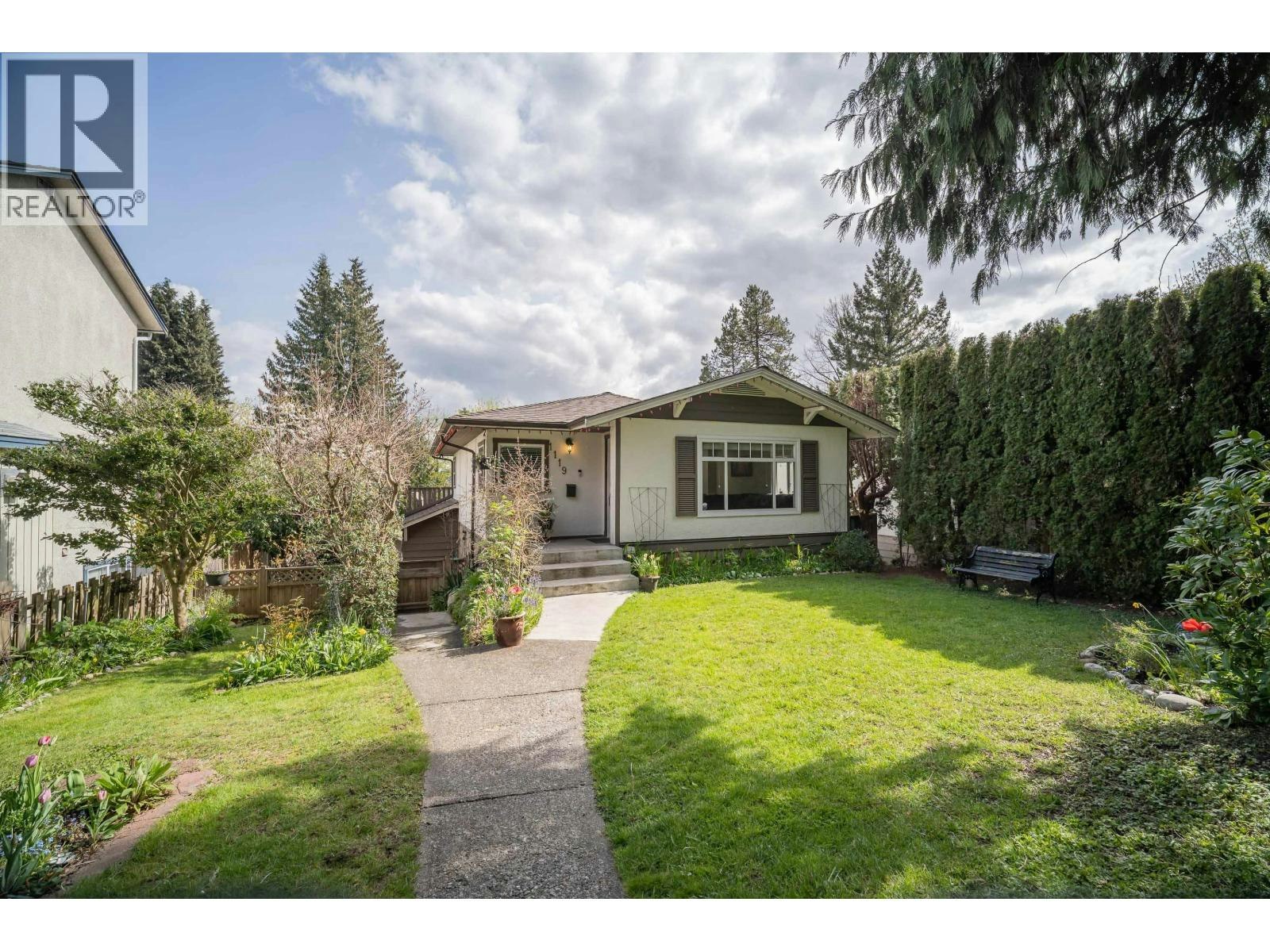 1119 Cloverley Street, North Vancouver, BC, V7L 1N7