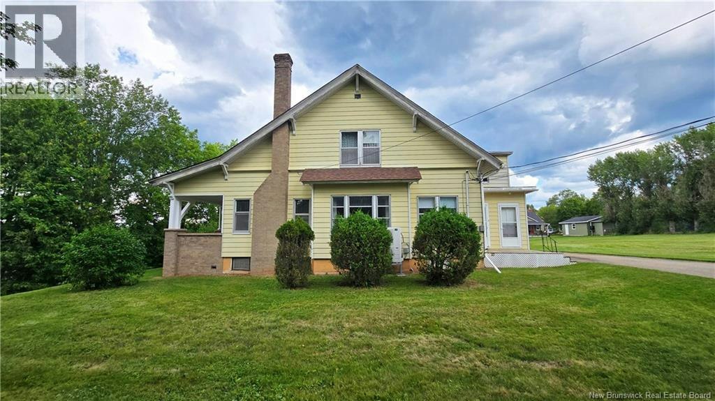 14 Spring Street, Petitcodiac, NB, E4Z 4W5