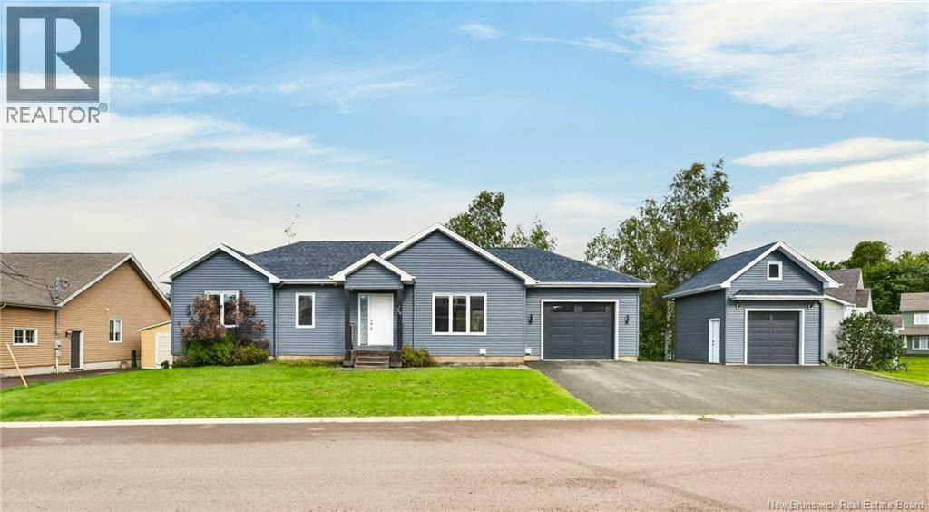 54 Des Aubes, Dieppe, NB, E1A 0Y3
