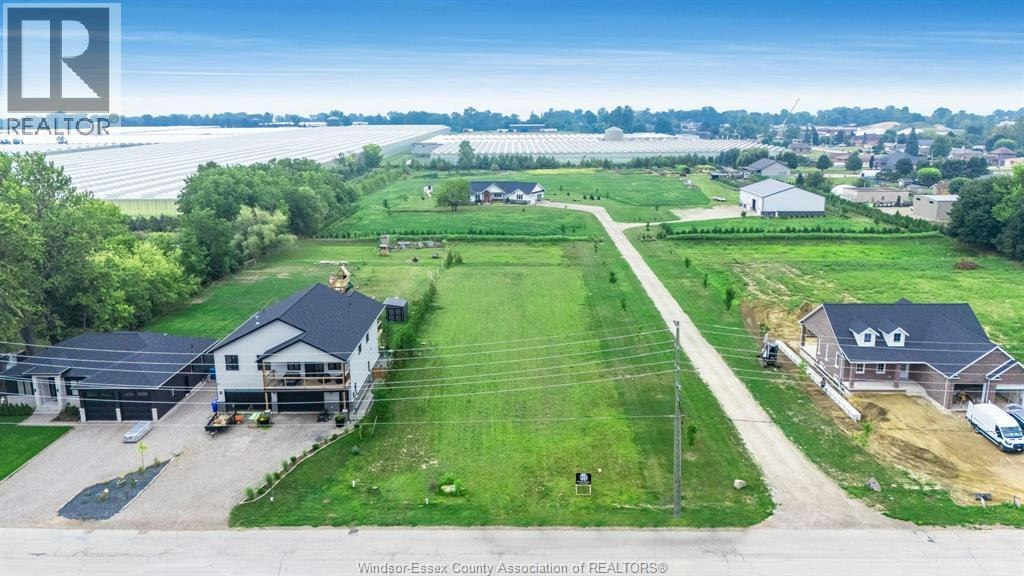 1647 2 Road East, Kingsville, ON, N0P 2G0