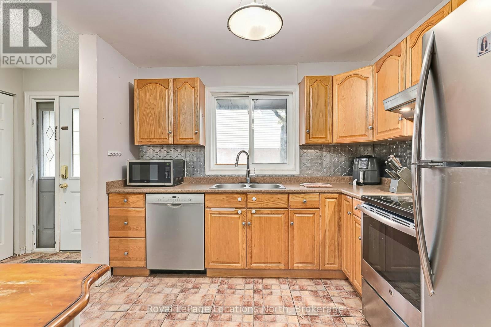 590 Tenth Street, Collingwood, ON, L9Y 4C1 - 5