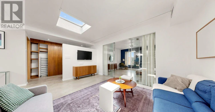 1-25R Atlantic Avenue, Toronto, ON, M6K 3E7 - 2