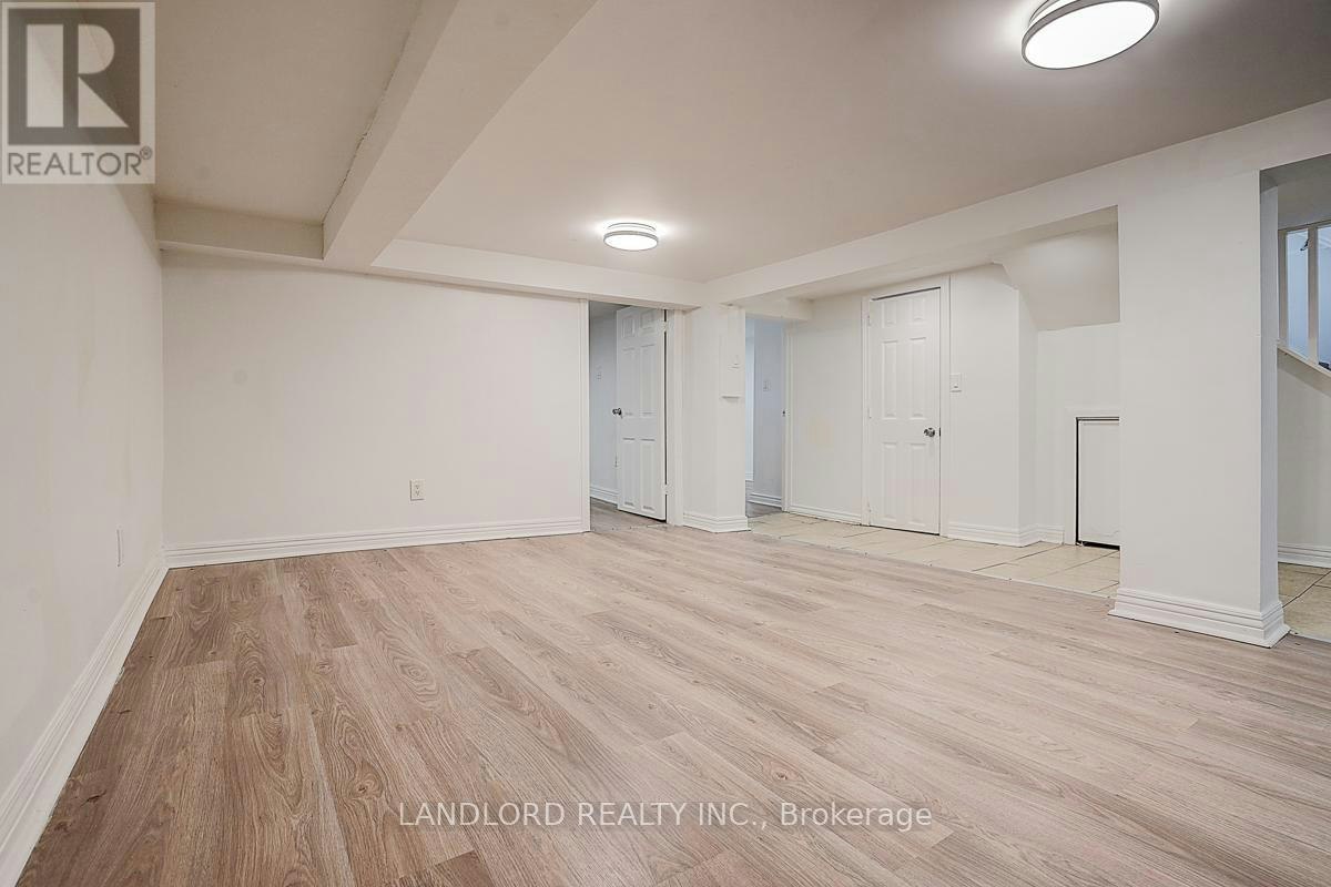 LOWER-79 O'connor Drive, Toronto, ON, M4K 2K4 - 24