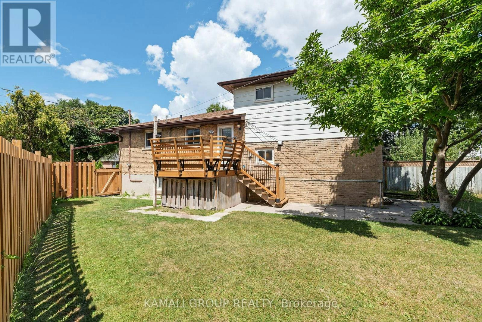 MAIN-15 Walter Avenue, Newmarket, ON, L3Y 2T2 - 20