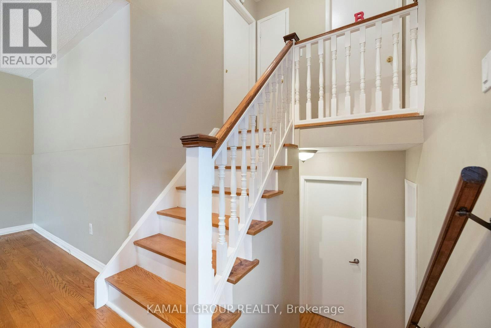 MAIN-15 Walter Avenue, Newmarket, ON, L3Y 2T2 - 14