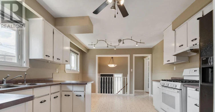 MAIN-15 Walter Avenue, Newmarket, ON, L3Y 2T2 - 6