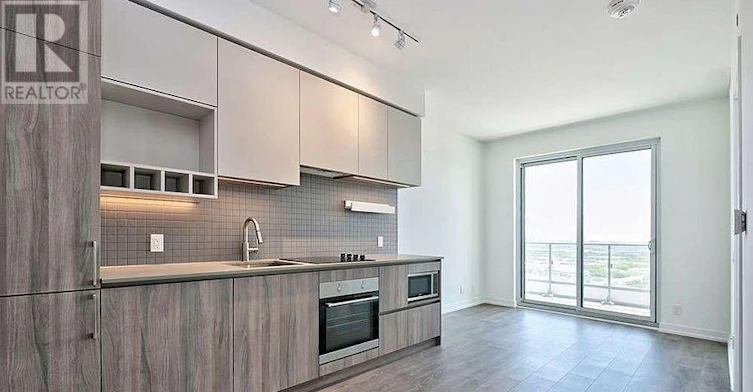 2807-950 Portage Parkway, Vaughan, ON, L4K 0J7 - 7