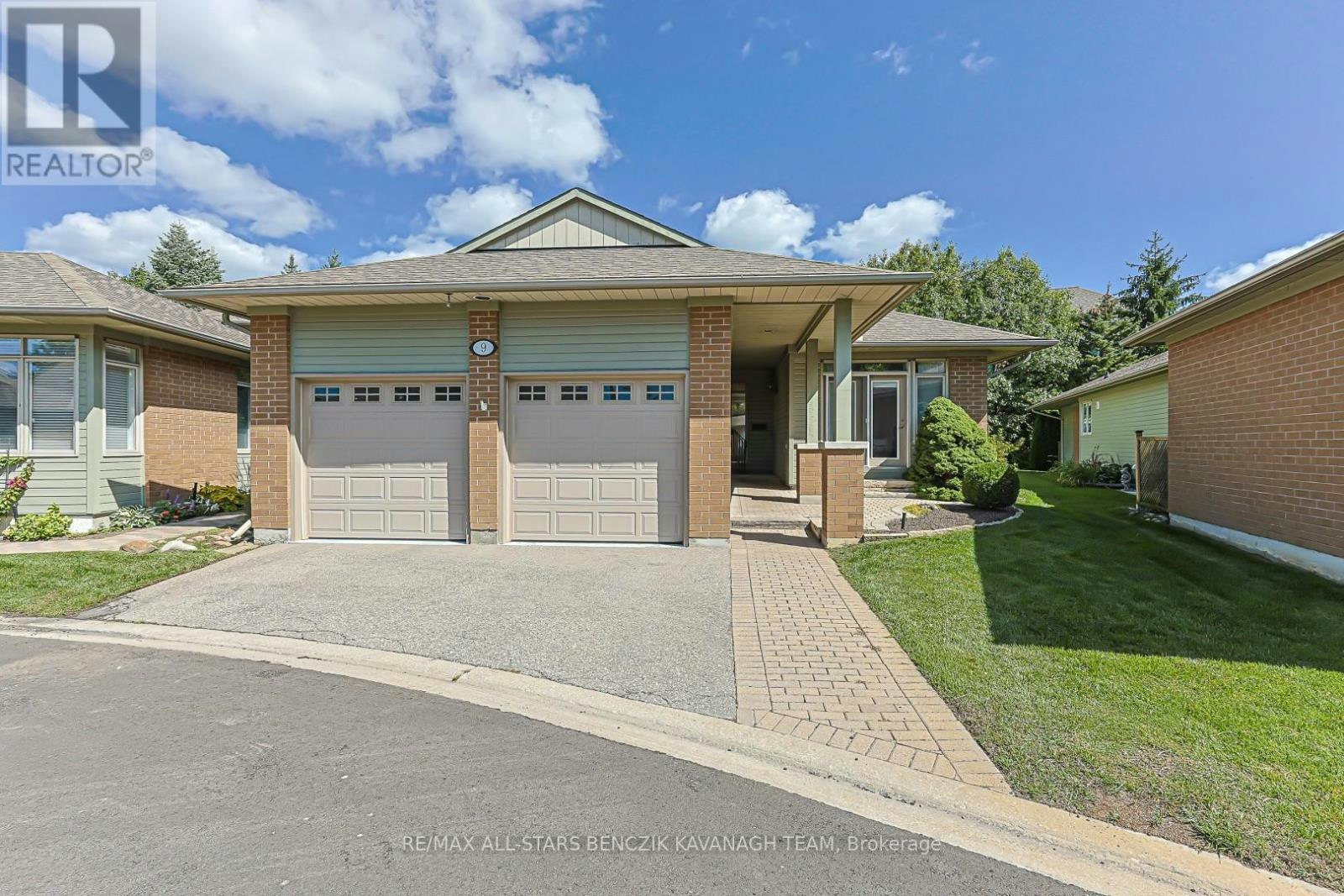9 Warnock Green Way, Markham, ON, L6E 1B5