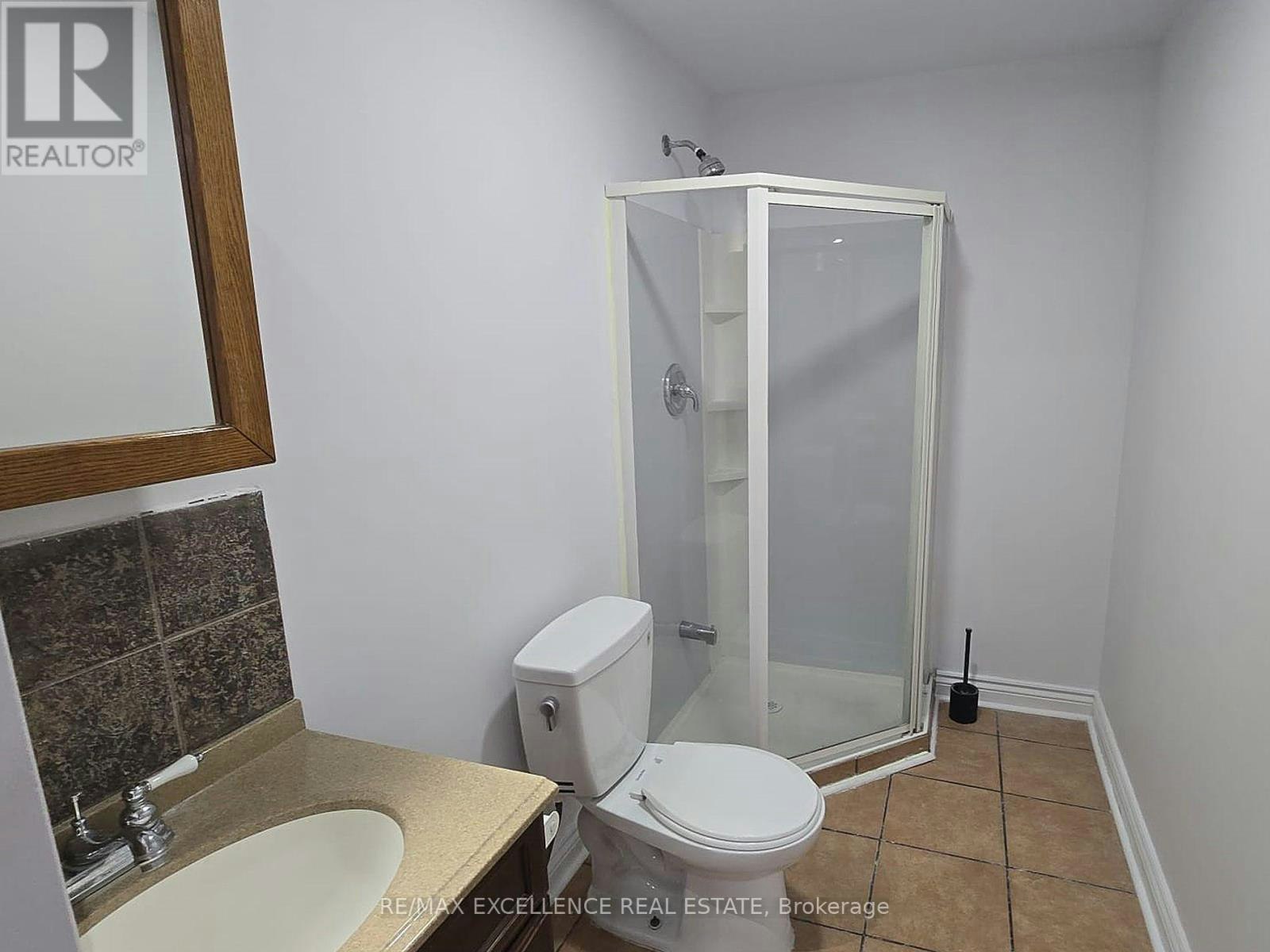 5553 Bonnie Street, Mississauga, ON, L5M 0N7 - 6