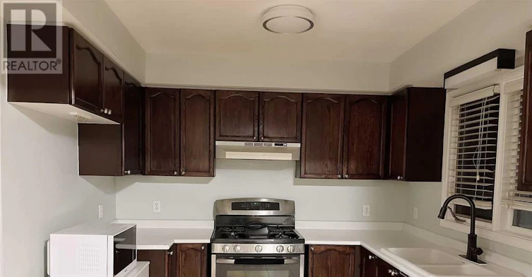 496 River Glen Boulevard, Oakville, ON, L6H 6C1 - 3