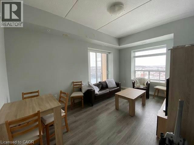 1507-318 Spruce Street, Waterloo, ON, N2L 3M7 - 9