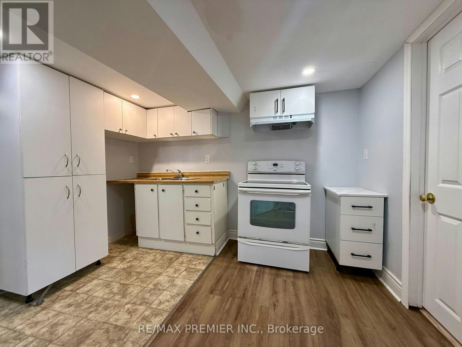 LOWER-288 Scott Street, St. Catharines, ON, L2N 1J3 - 11