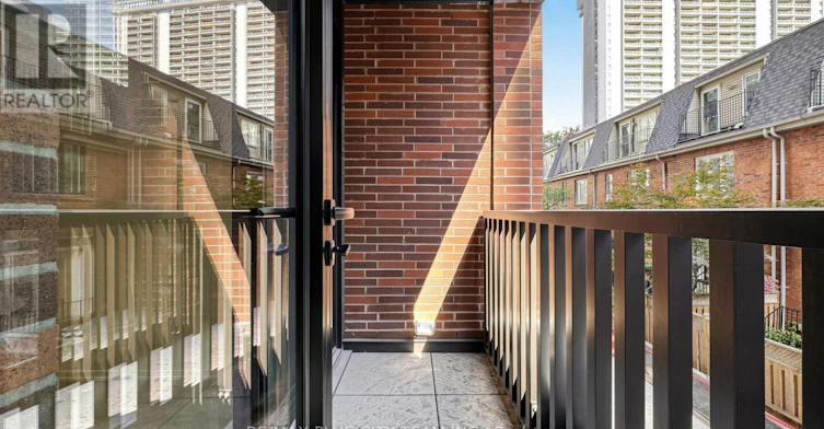 204-109 Erskine Avenue, Toronto, ON, M4P 0G6 - 18