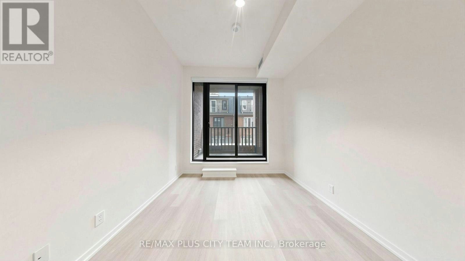 204-109 Erskine Avenue, Toronto, ON, M4P 0G6 - 13