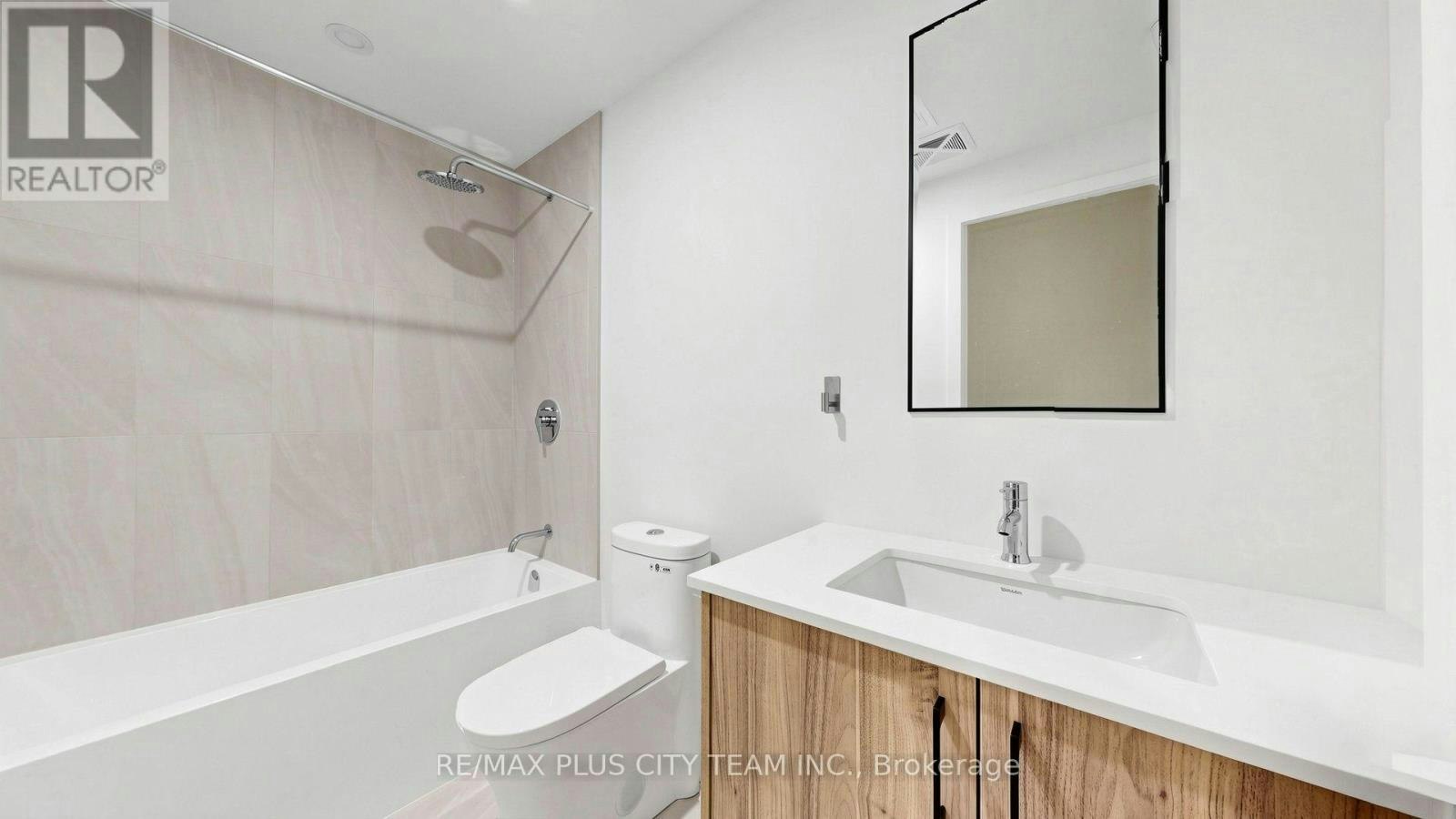 204-109 Erskine Avenue, Toronto, ON, M4P 0G6 - 16
