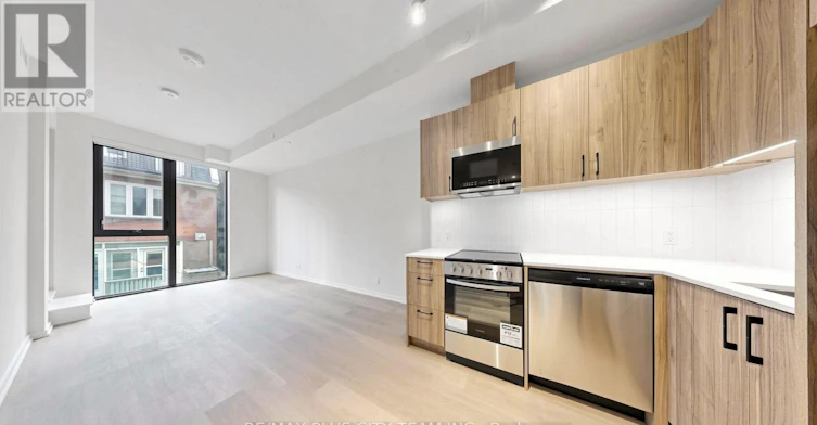 204-109 Erskine Avenue, Toronto, ON, M4P 0G6 - 5