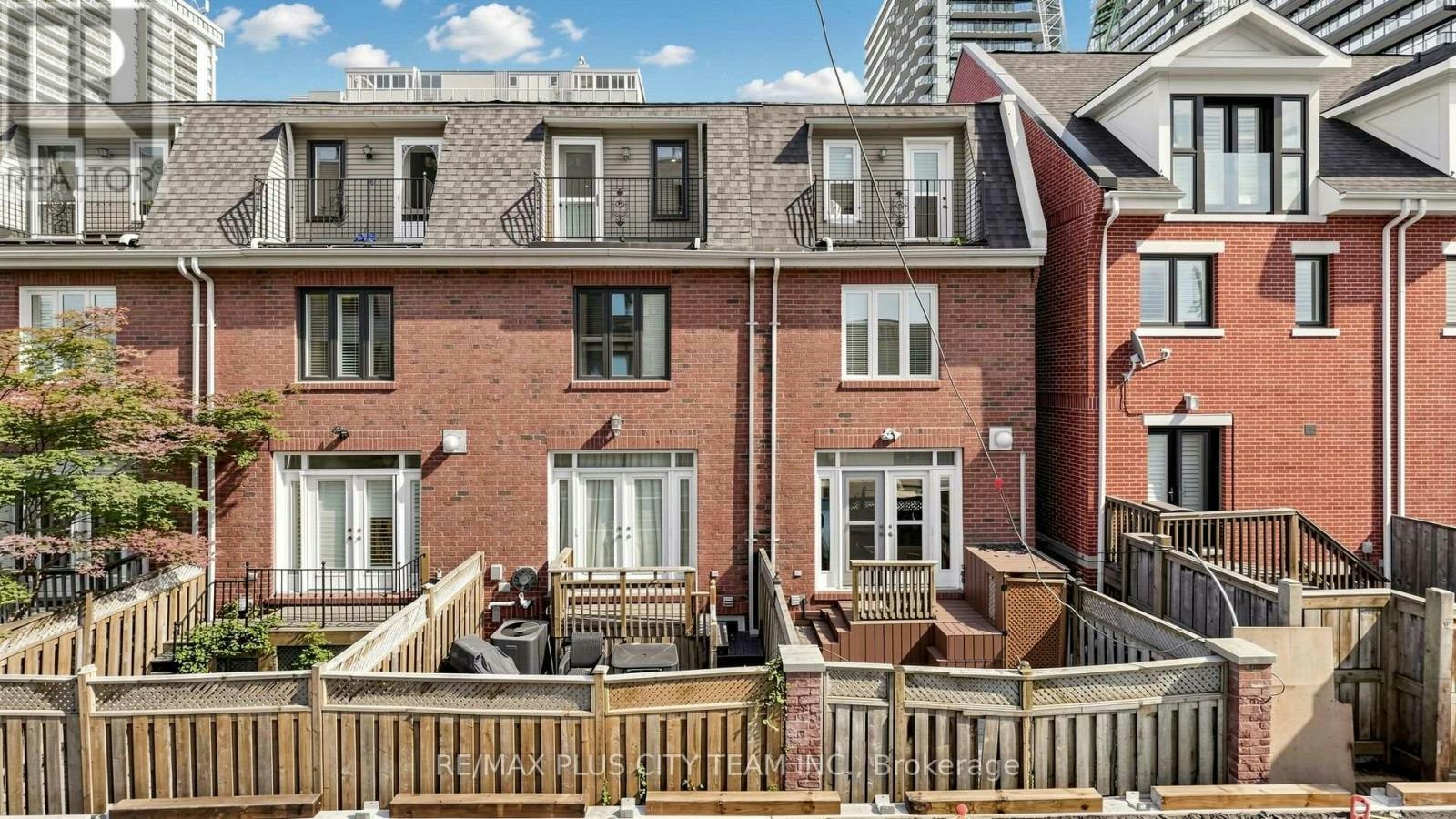 204-109 Erskine Avenue, Toronto, ON, M4P 0G6 - 22
