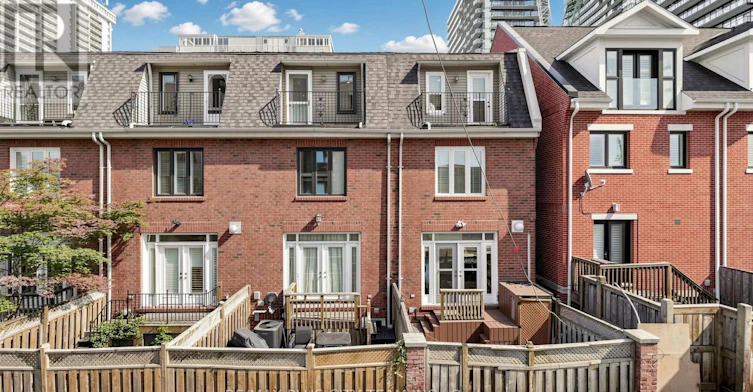 204-109 Erskine Avenue, Toronto, ON, M4P 0G6 - 22