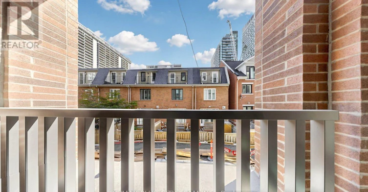 204-109 Erskine Avenue, Toronto, ON, M4P 0G6 - 21