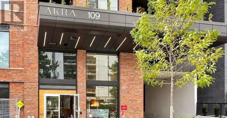 204-109 Erskine Avenue, Toronto, ON, M4P 0G6 - 2