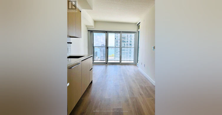 1906-1 Concord Cityplace Way, Toronto, ON, M5V 0T5 - 2
