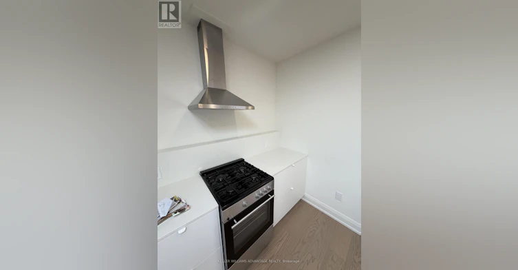 202-2034 Danforth Avenue, Toronto, ON, M4C 1J6 - 4