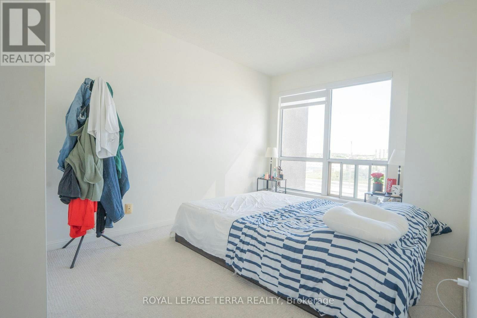 915-8 Lee Centre Drive, Toronto, ON, M1H 3H8 - 6