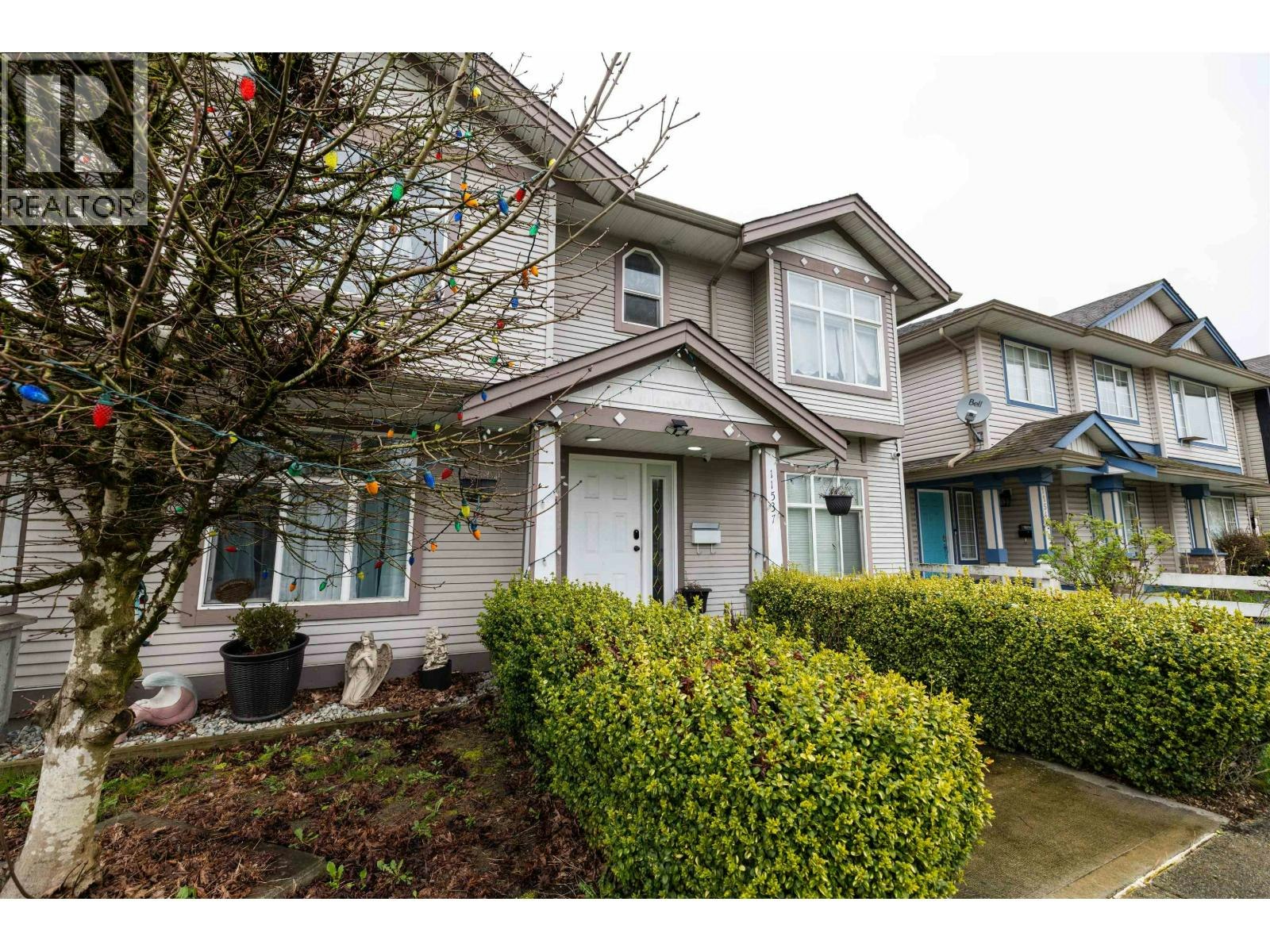 11537 240 Street, Maple Ridge, BC, V2W 1A3