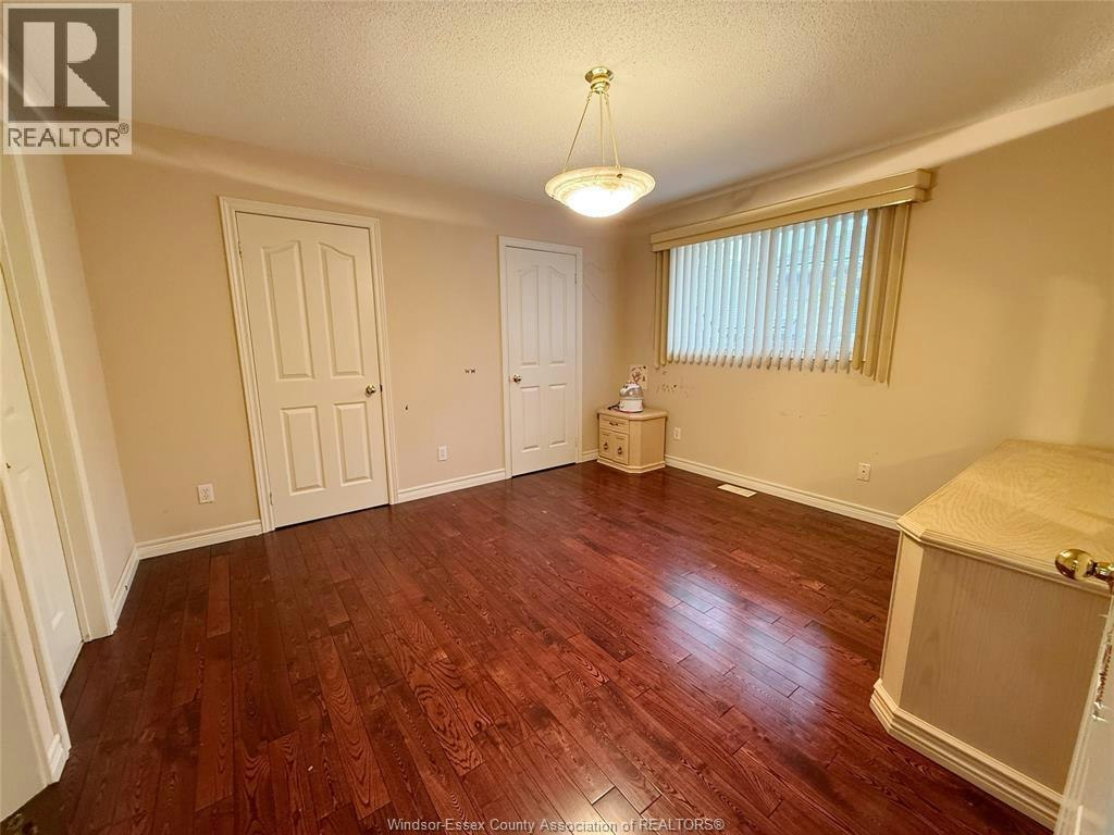 546 Compton Court, Windsor, ON, N9H 4P7 - 8