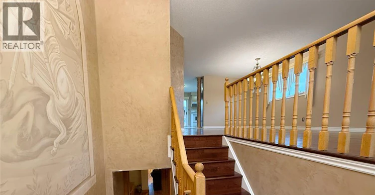 546 Compton Court, Windsor, ON, N9H 4P7 - 2
