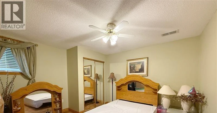 546 Compton Court, Windsor, ON, N9H 4P7 - 17