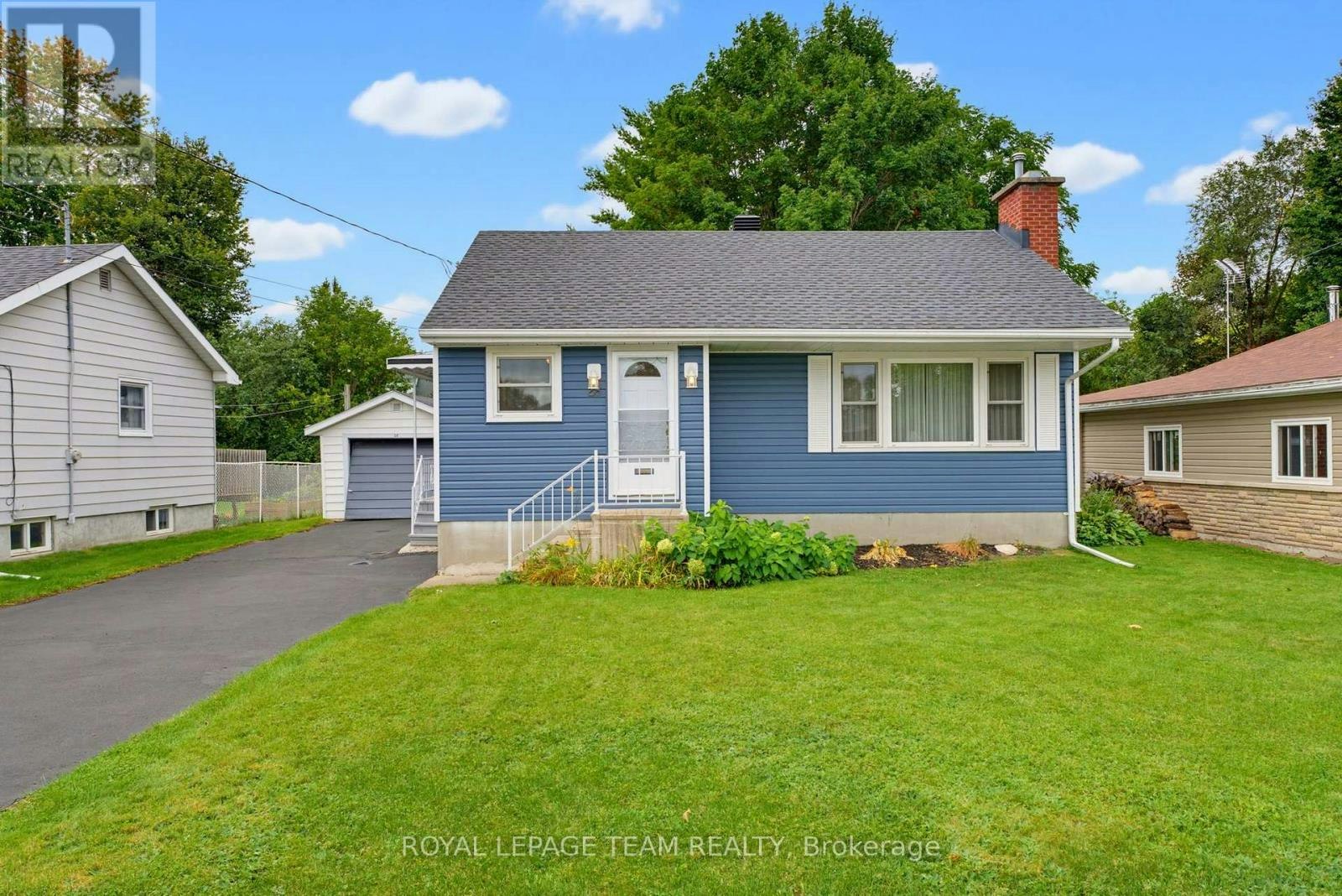 28 Catherine Street, Smiths Falls, ON, K7A 4A2