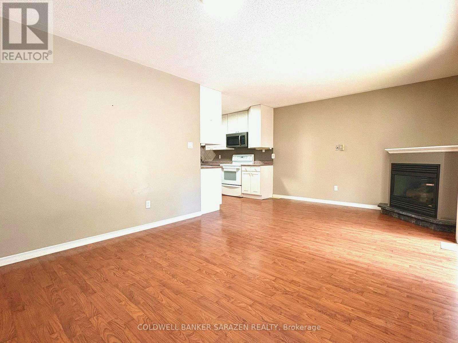 900 Scott Dupuis Way, Ottawa, ON, K1C 3A7 - 3