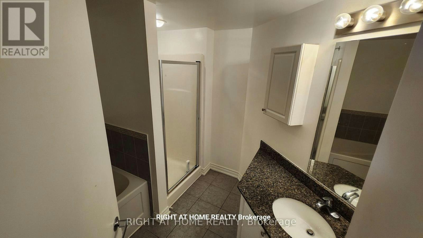 1104-234 Rideau Street, Ottawa, ON, K1N 0A9 - 21