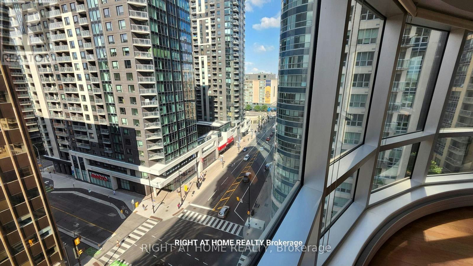 1104-234 Rideau Street, Ottawa, ON, K1N 0A9 - 12