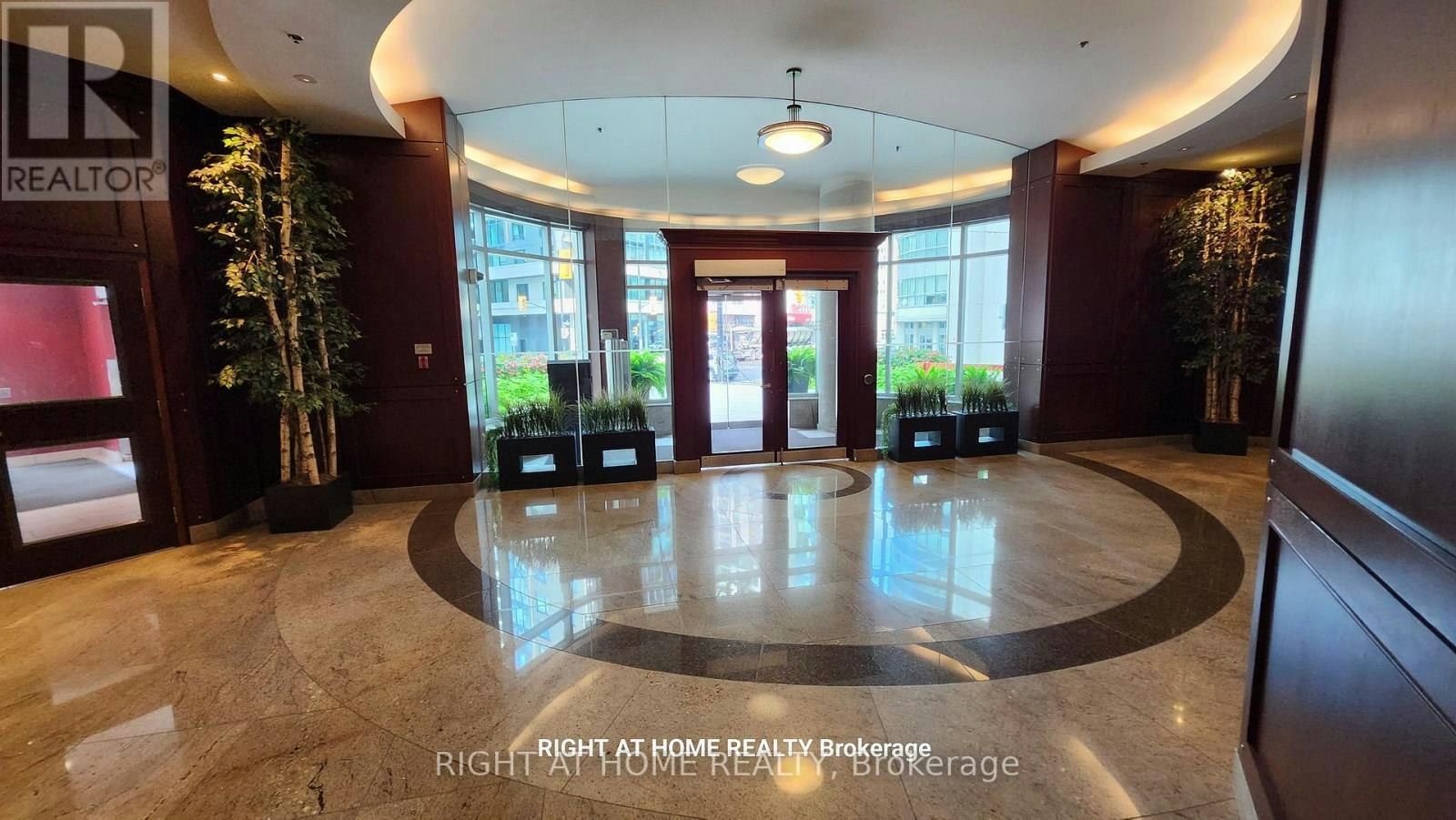 1104-234 Rideau Street, Ottawa, ON, K1N 0A9 - 45