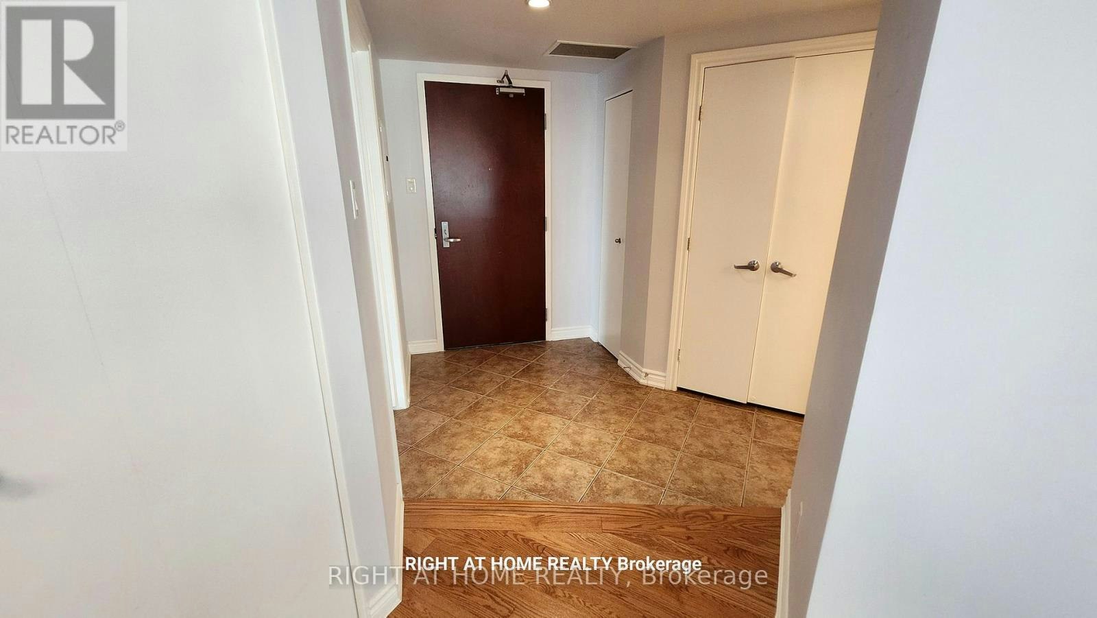1104-234 Rideau Street, Ottawa, ON, K1N 0A9 - 15