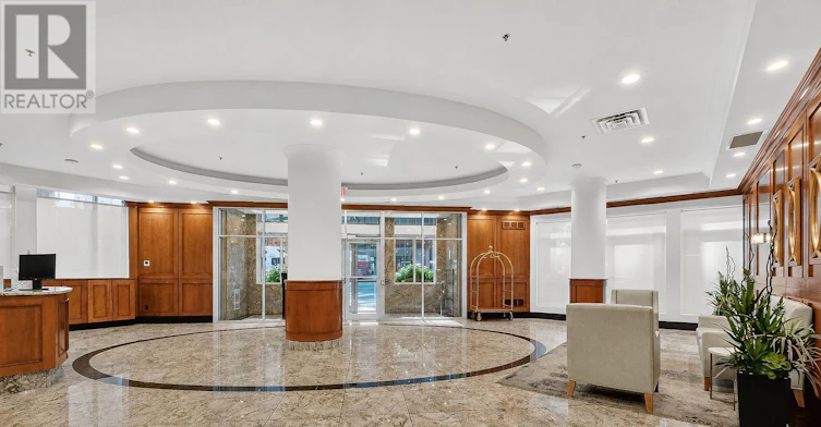 1601-242 Rideau Street, Ottawa, ON, K1N 0B7 - 5