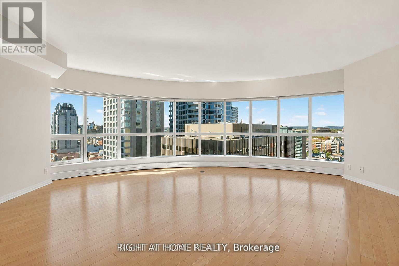 1601-242 Rideau Street, Ottawa, ON, K1N 0B7 - 9